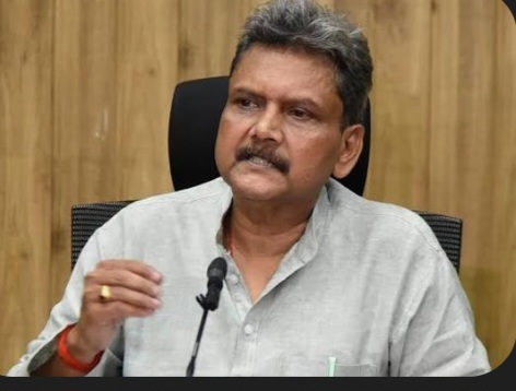 17 हजार शिक्षकों की मनचाहे जिला में पोस्टिंग की उम्मीदों पर पानी फिरा